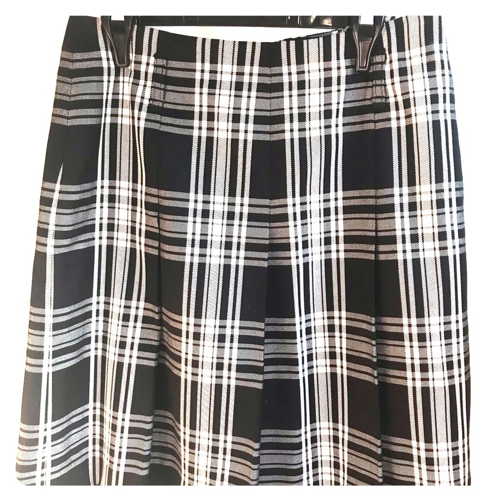 HIRSCH pleated skirt size 8